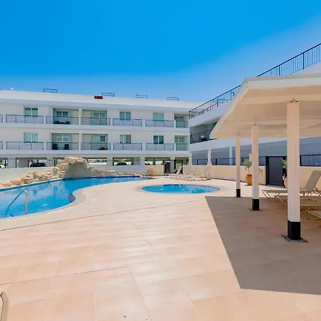 Chromata Lagoon アパート プロタラス