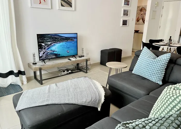 Chromata Lagoon 아파트